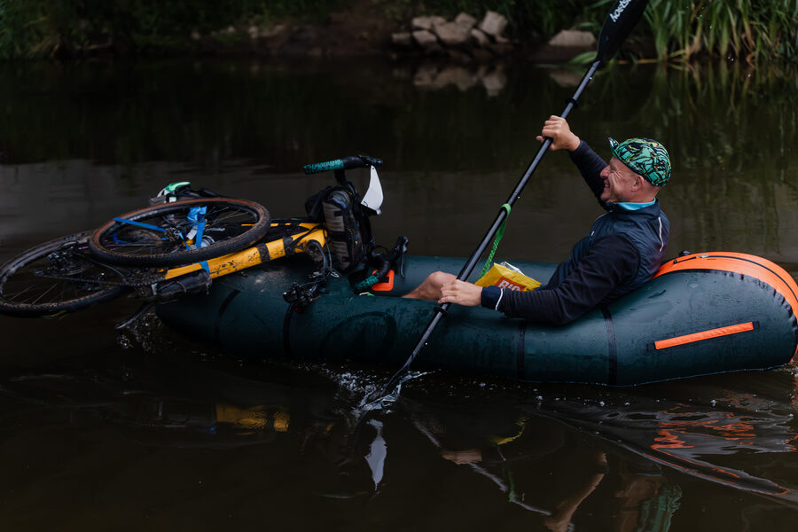Ultra Niespodzianka: packraft z rowerem na pokładzie